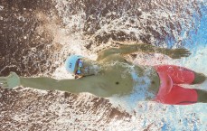 足彩网首页-穆帅夏窗再掀波澜，瞄准泰山铁腰费莱尼，中超豪门面临留人难题