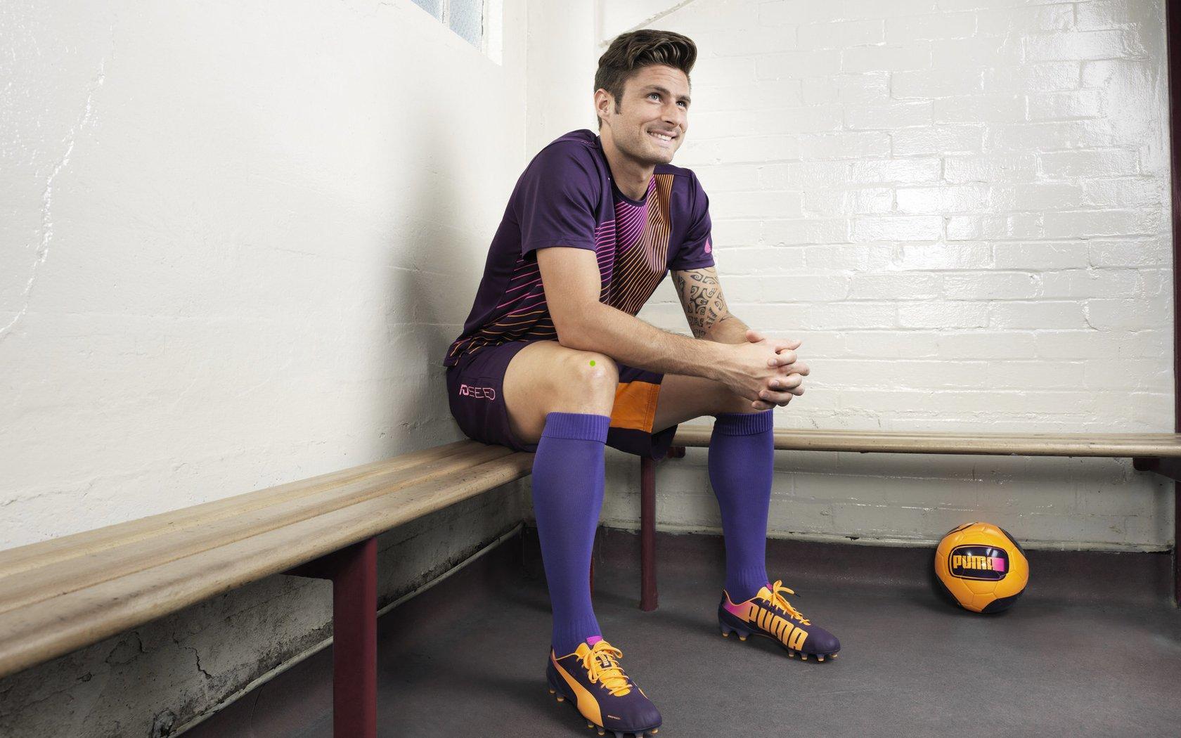 水晶宫后防引援遇阻，格伊未来再生变数？