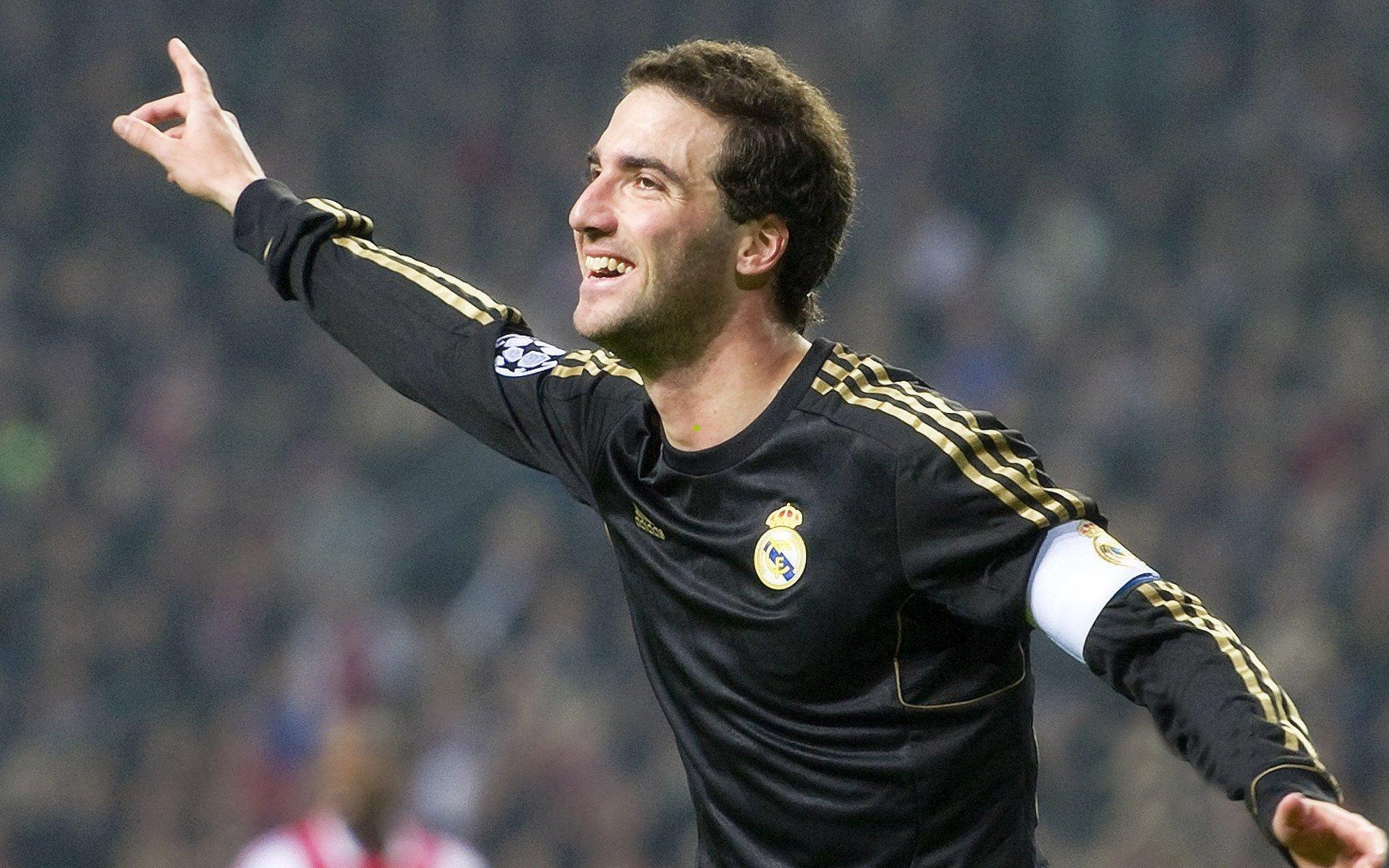 贝林厄姆集锦，一球一助闪耀绿茵场，引领球队迈向胜利